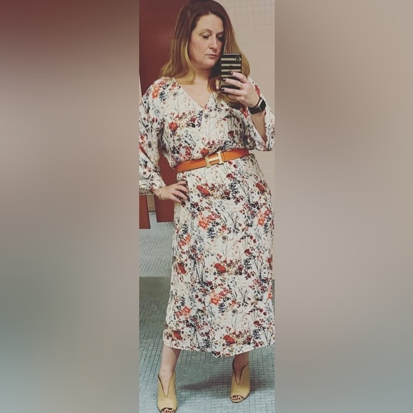 Kori Dresses & Skirts - EUC Kori Faux Wrap Floral Dress
